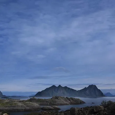 Scandic Lofoten 3*