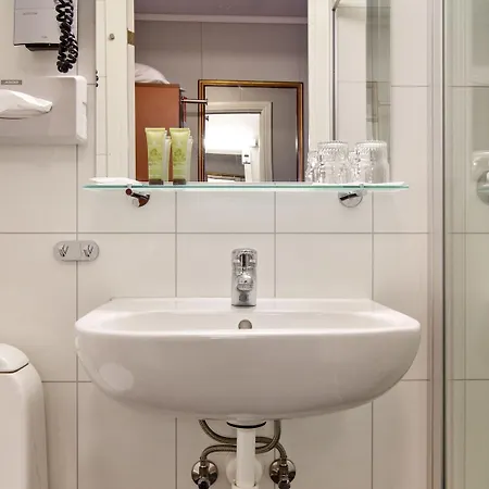 Hotel Scandic Lofoten 3*