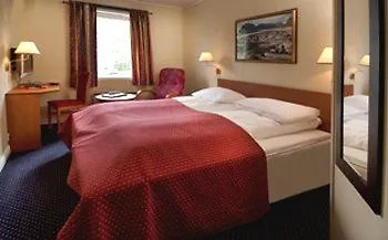 Hotel Scandic Lofoten 3*